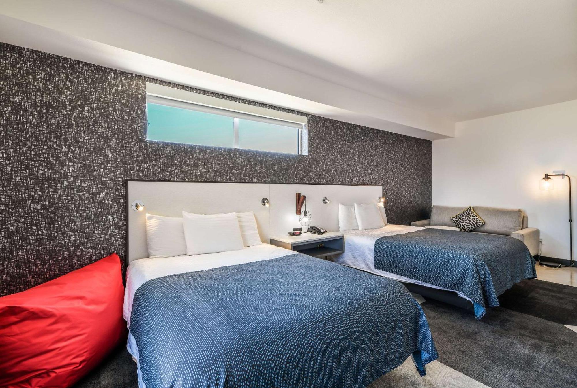 Hy-Lo Hotel, Ascend Hotel Collection Calera 外观 照片