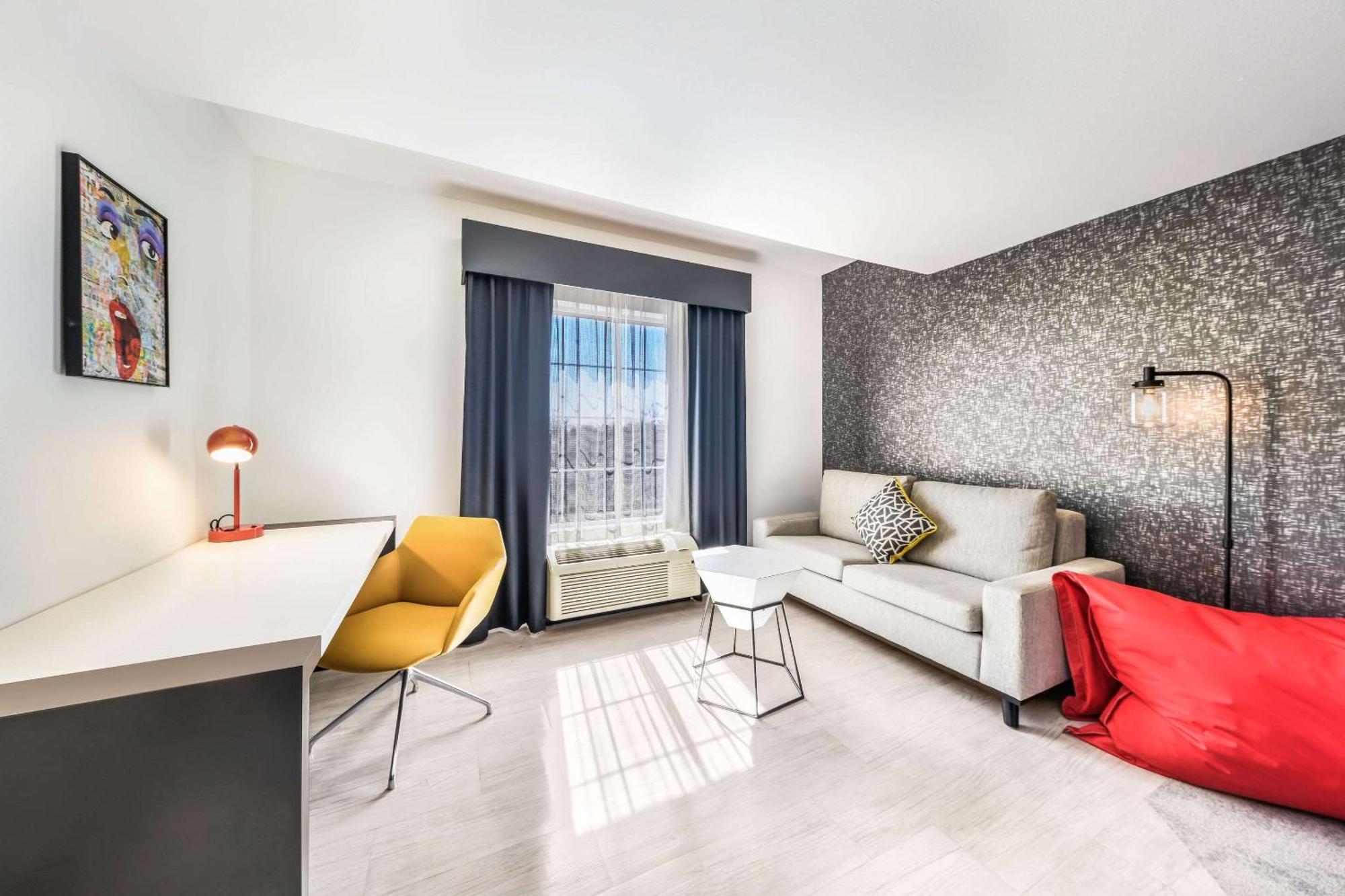 Hy-Lo Hotel, Ascend Hotel Collection Calera 外观 照片