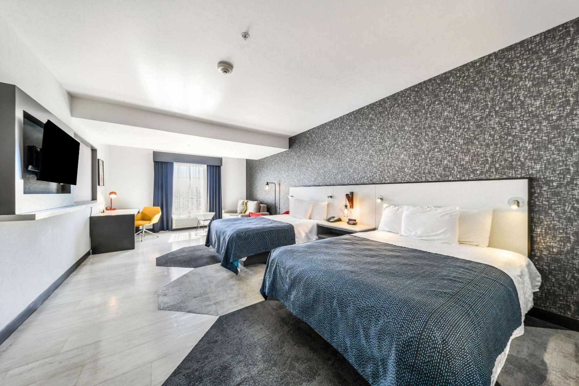 Hy-Lo Hotel, Ascend Hotel Collection Calera 外观 照片